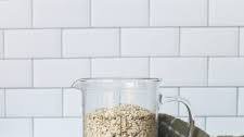 3 IBS-Approved Low FODMAP Breakfast Ideas: PB&J Oats & More
