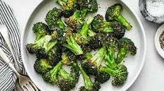 Air Fryer Broccoli (So Easy!)