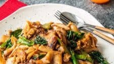 Authentic Thai Pad See Ew ผัดซีอิ้ว