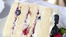 Berry Chantilly Cake