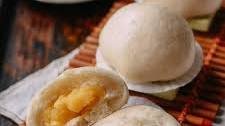 Cantonese Steamed Custard Buns (Nai Wong Bao)