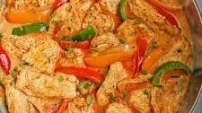 Creamy Chicken Fajita Skillet