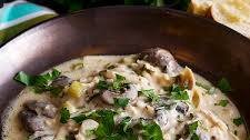 Creamy Chicken Noodle Soup with Garlic and Mushrooms