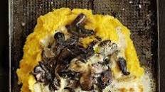 Creamy polenta & mushroom ragout