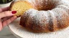 EASY CLASSIC VANILLA BUNDT CAKE RECIPE