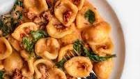 Easy Sun-Dried Tomato Pasta