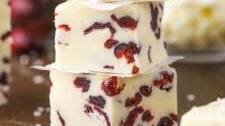 Easy White Chocolate Cranberry Fudge