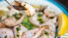 Grilled Squid With Olive Oil and Lemon