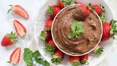 Healthy Chocolate Mousse with Avocado and Mint