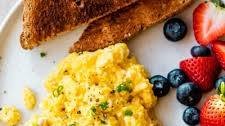 High Protein Scrambled Eggs with Cottage Cheese