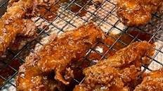 Honey-Sriracha Chicken Tenders (Sweet and Spicy!)