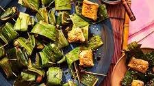Kai Hor Bai Tong (Chicken in Banana Leaves)