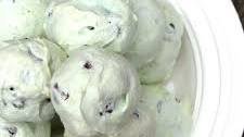 Meringue Cookies with Mint and Chocolate Chips