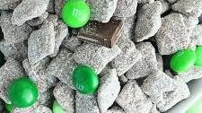 Mint Chocolate Puppy Chow