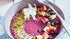 Mixed berry smoothie bowl