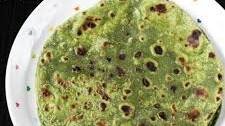 Palak Paratha (Spinach Paratha)