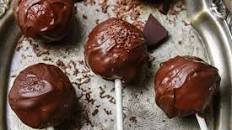 Salted Caramel Cake Pops