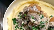 Slow Cooker Creamy Chicken and Mushroom