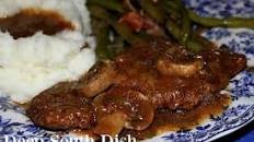 Southern-Style Cube Steaks and Gravy