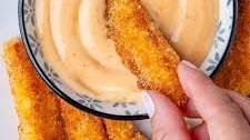 Sriracha Aioli (4 Ingredients, Made in Minutes)