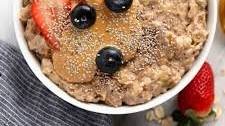 Superfood Oatmeal Bowl