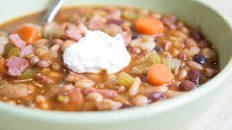 Sweet & Spicy Cajun Bean Soup