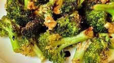 Tastiest Air Fryer Roasted Broccoli with Balsamic Vinegar