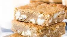 White Chocolate Macadamia Blondies