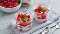 Wild berry tiramisù